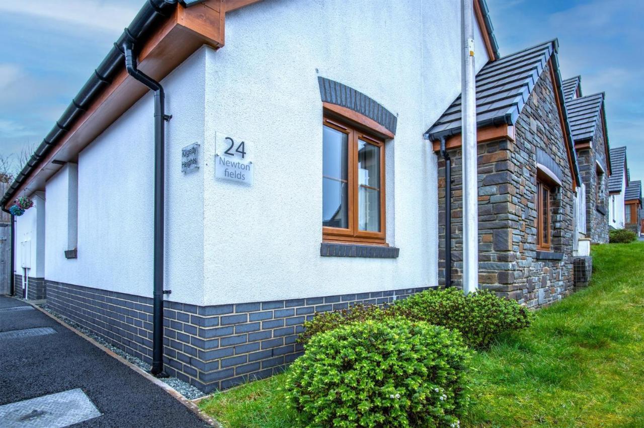 Kilgetty Heights - 2 Bedroom Cottage - Kilgetty Begelly Exterior foto